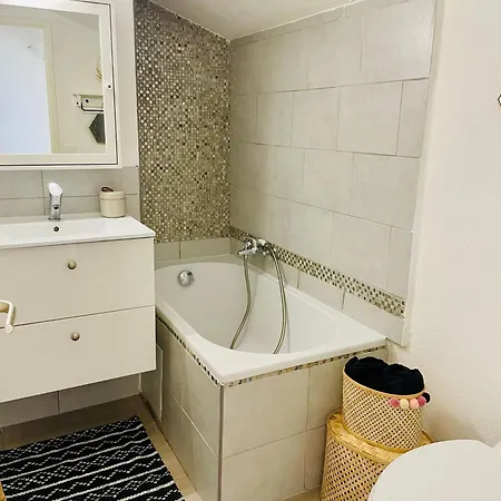 Maison De Vacance Joy Avec Piscine